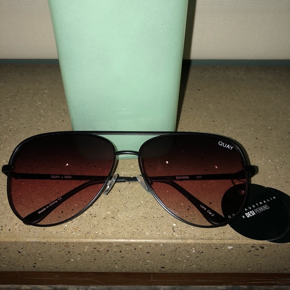 Quay Australia Accessories - QUAY AUS x DESI PERKINS- HIGH KEY SUNGLASSES